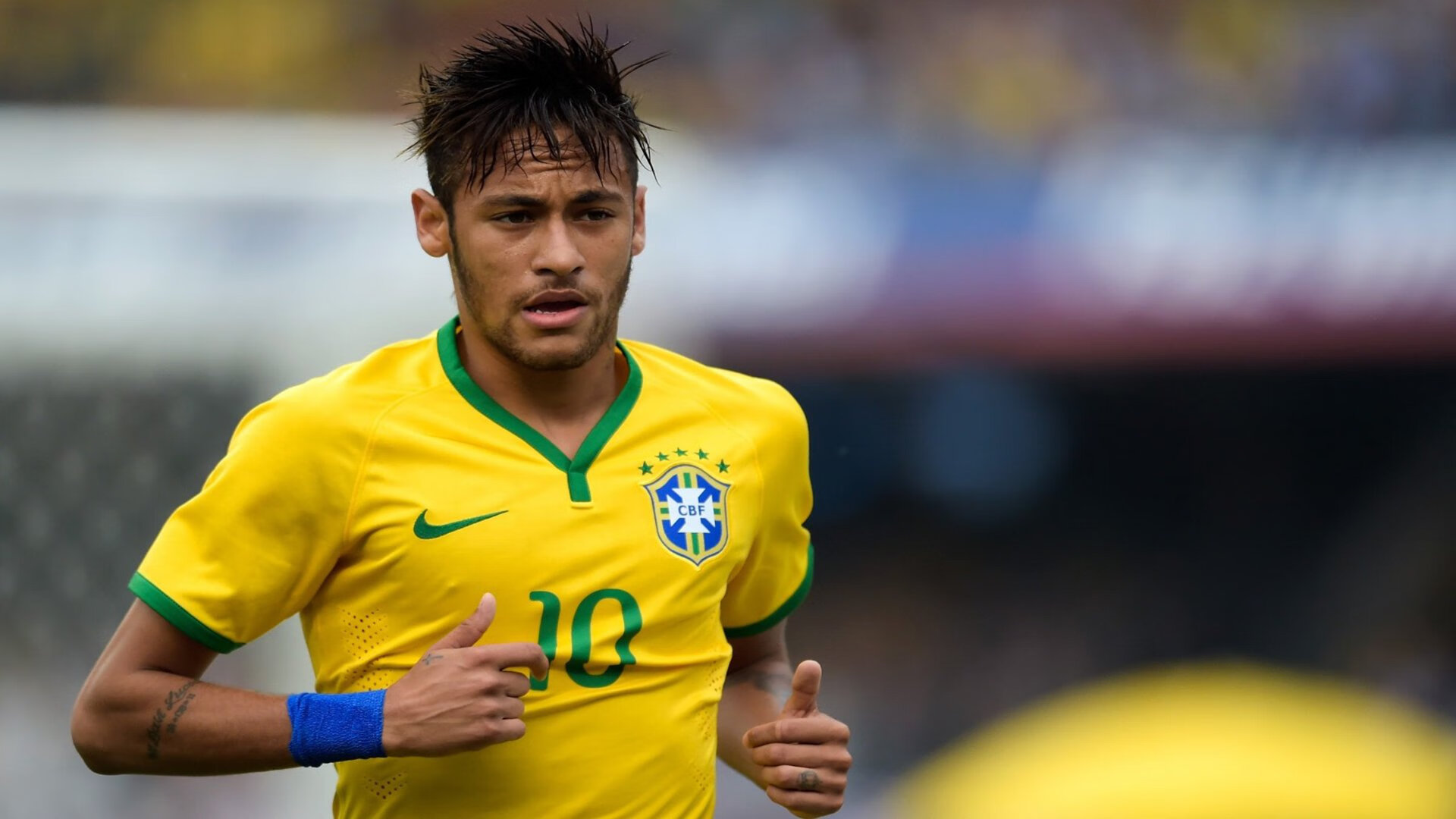 开云体育平台-悲情英雄与铁血守护，莫德里奇错失单刀，诺伊尔神扑定乾坤，悲情莫德里奇单刀失手，铁血诺伊尔神扑定乾坤